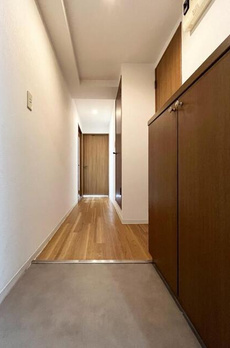 ＮＥＯ　ＲＯＯＭＥＬＩＡ 
