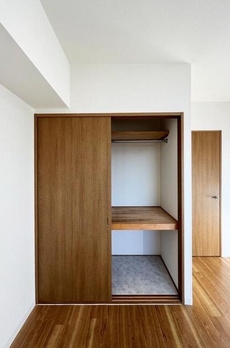 ＮＥＯ　ＲＯＯＭＥＬＩＡ 