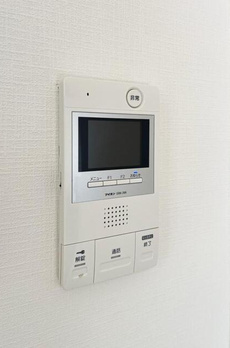 ＮＥＯ　ＲＯＯＭＥＬＩＡ 