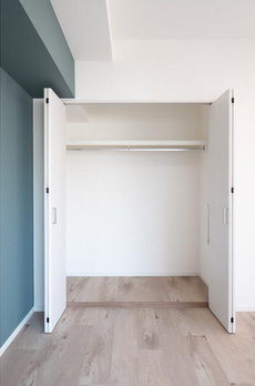 ＯＮＥ　ＲＯＯＦ　ＦＬＡＴ　ＴＯＧＯＳＨＩ 