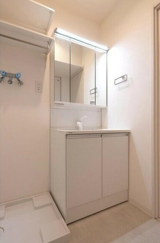 ＯＮＥ　ＲＯＯＦ　ＦＬＡＴ　ＴＯＧＯＳＨＩ 