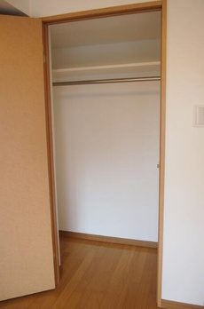 ルーブル中野坂上弐番館 
