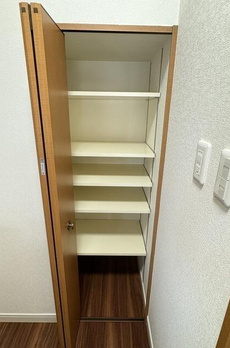 コモドール雷門 