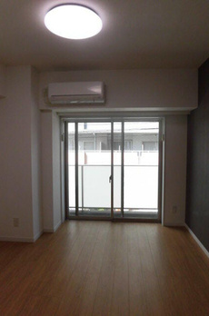 ＦＲＥＲＥ　ＣＯＵＲＴ　錦糸公園 
