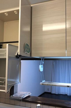 部屋番号：208 