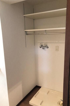 部屋番号：208 