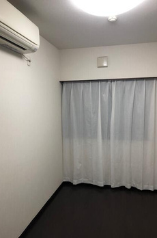 部屋番号：208 