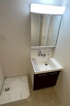 ＣＲＥＡＬ新富町 