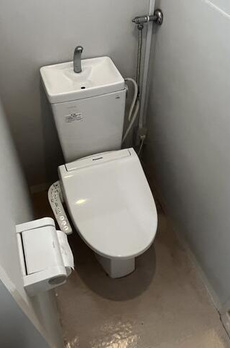 神山ビル 