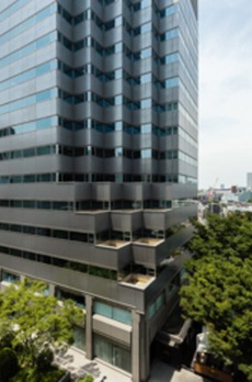 アマンＥ．Ｓ．Ｋ．青山 