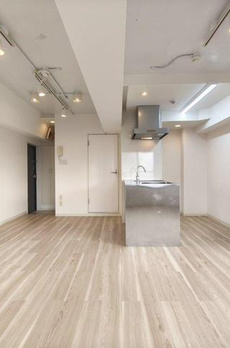 ＯＮＥ　ＲＯＯＦ　ＦＬＡＴ　ＮＩＳＨＩＷＡＳＥＤＡ 