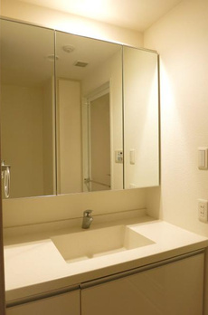 ＣＩＴＹ　ＳＰＩＲＥ　三ノ輪 