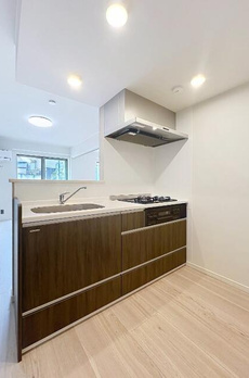 Ｋｕａ　Ｍａｉｓｏｎ　Ｊ 