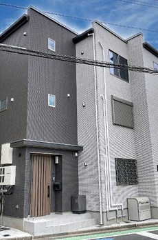 Ｋｕａ　Ｍａｉｓｏｎ　Ｊ 