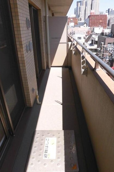 メゾンカルム西新宿 