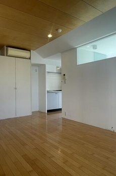 ＳＴＵＤＩＯ　Ｄ’ＡＲＴ，ＹＯＹＯＧＩ 