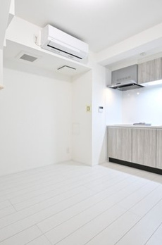 Ｔｈｅ　Ｒｅｓｉｄｅｎｃｅ　Ｎｉｈｏｎｂａｓｈｉ 