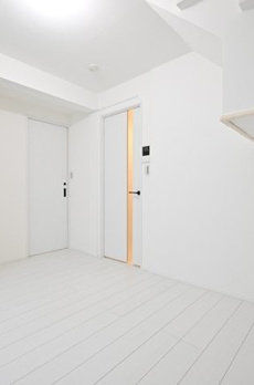 Ｔｈｅ　Ｒｅｓｉｄｅｎｃｅ　Ｎｉｈｏｎｂａｓｈｉ 