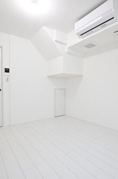 Ｔｈｅ　Ｒｅｓｉｄｅｎｃｅ　Ｎｉｈｏｎｂａｓｈｉ 