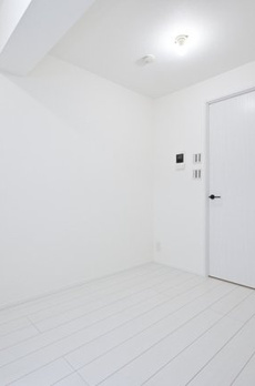 Ｔｈｅ　Ｒｅｓｉｄｅｎｃｅ　Ｎｉｈｏｎｂａｓｈｉ 