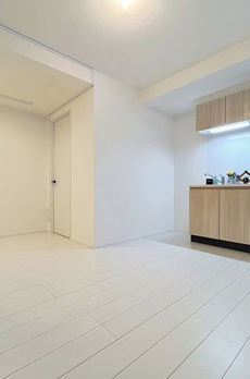 Ｔｈｅ　Ｒｅｓｉｄｅｎｃｅ　Ｎｉｈｏｎｂａｓｈｉ 