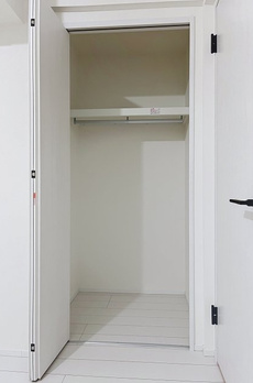 Ｔｈｅ　Ｒｅｓｉｄｅｎｃｅ　Ｎｉｈｏｎｂａｓｈｉ 