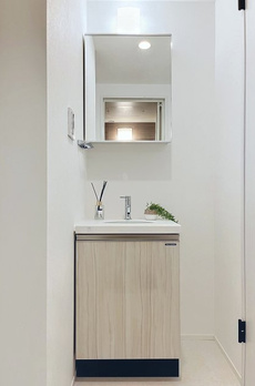 Ｔｈｅ　Ｒｅｓｉｄｅｎｃｅ　Ｎｉｈｏｎｂａｓｈｉ 