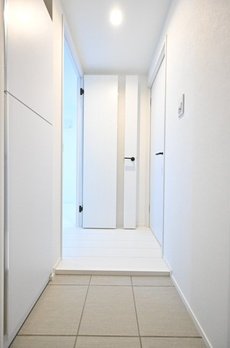 Ｔｈｅ　Ｒｅｓｉｄｅｎｃｅ　Ｎｉｈｏｎｂａｓｈｉ 