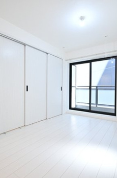 Ｔｈｅ　Ｒｅｓｉｄｅｎｃｅ　Ｎｉｈｏｎｂａｓｈｉ 