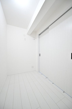 Ｔｈｅ　Ｒｅｓｉｄｅｎｃｅ　Ｎｉｈｏｎｂａｓｈｉ 