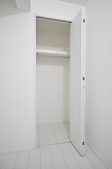 Ｔｈｅ　Ｒｅｓｉｄｅｎｃｅ　Ｎｉｈｏｎｂａｓｈｉ 