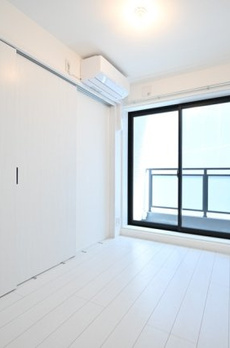 Ｔｈｅ　Ｒｅｓｉｄｅｎｃｅ　Ｎｉｈｏｎｂａｓｈｉ 