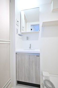 Ｔｈｅ　Ｒｅｓｉｄｅｎｃｅ　Ｎｉｈｏｎｂａｓｈｉ 