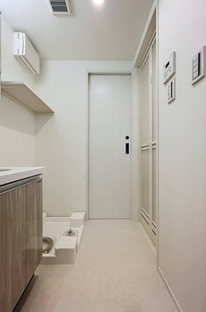 Ｔｈｅ　Ｒｅｓｉｄｅｎｃｅ　Ｎｉｈｏｎｂａｓｈｉ 