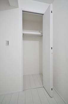 Ｔｈｅ　Ｒｅｓｉｄｅｎｃｅ　Ｎｉｈｏｎｂａｓｈｉ 