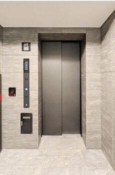 ドゥーエ府中Ⅰ 居住者用エントランス
