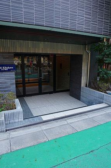 ・ブラウ菊川 