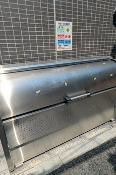 フラッフィー西早稲田 
