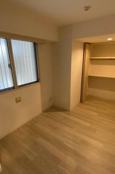 ヤサビアン 