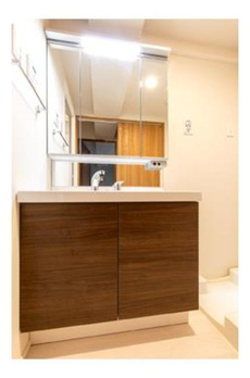 ＨＩＧＡＳＨＩＫＯＭＡＴＳＵＧＡＷＡ　ＡＰＡＲＴＭＥＮＴ 