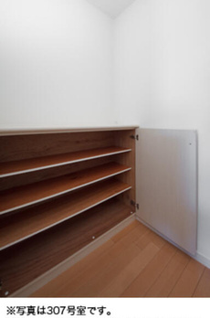 ＲＥＳＩＤＥＮＣＥ　ＳＡＴＳＵＭＡ 