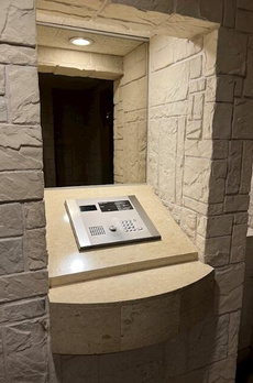 アヴァンティーク銀座２丁目 