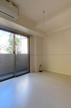 ＨＩＬＬ　ＦＬＡＴ　ＯＳＡＫＩ 