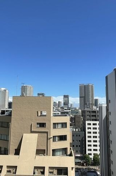 ＭＩＤ　ＴＯＷＥＲ　ＧＲＡＮＤ 