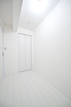 Ｔｈｅ　Ｒｅｓｉｄｅｎｃｅ　Ｎｉｈｏｎｂａｓｈｉ 