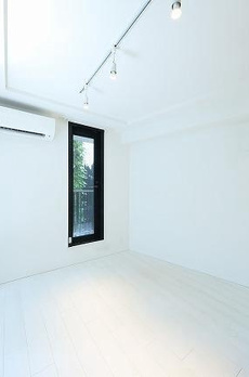 ルクレ東新宿 