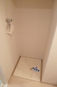スカイコート新宿弐番館 