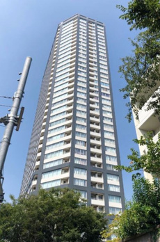 THE CENTER TOKYO 