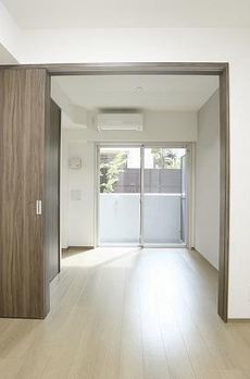ＬＩＭＥＲＥＳＩＤＥＮＣＥ　ＨＩＫＩＦＵＮＥ 
