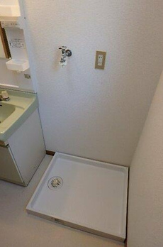 守屋ハイツ 